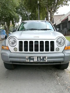 2005 Jeep Cherokee 4x4 Automatic Transmission 3.7 Petrol