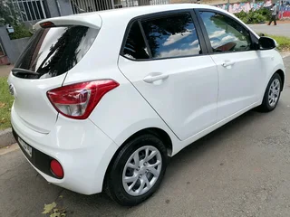 2020 HYUNDAI I10 GRAND 1.0 MANUAL TRANSMISSION IN EXCELLENT CONDITION