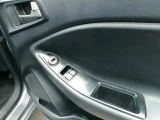 2018 HYUNDAI I20 MANUAL TRANSMISSION IN EXCELLENT CONDITION