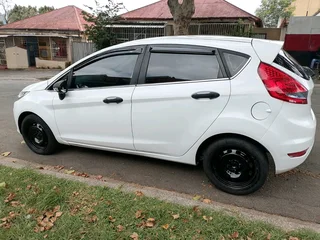 2012 Ford Fiesta 1.4 Manual Transmission In Excellent Condition