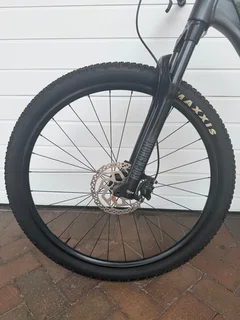 Trek X-Caliber 8 USED 4 TIMES