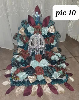 Material funeral flower arrangements