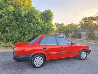Toyota Corolla 160i GLE 5 Speed