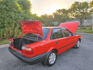 Toyota Corolla 160i GLE 5 Speed