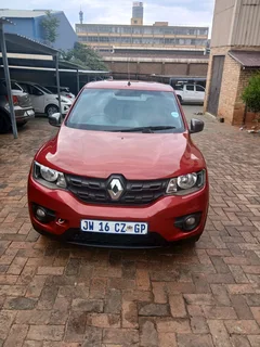 Selling  my  2018 Renault kwid