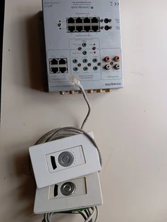 Cambridge Audio Incognito AH10 Multi-Room Audio Hub with 2 X KP 10 Keypads