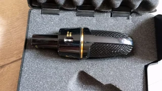 AKG C3000b condenser microphone