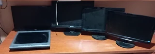 5 X Computer Flat Screens