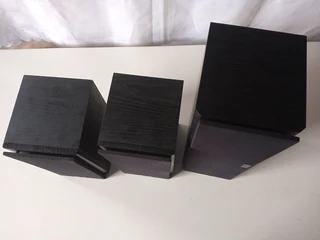 AR – Acoustic Research Surround &amp; Centre Speakers