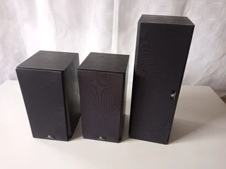 AR – Acoustic Research Surround &amp; Centre Speakers