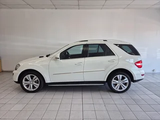 2011 Mercedes-Benz ML350 CDi 4Matic automatic