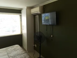 Beautiful 3 bedroom family home in phoenix