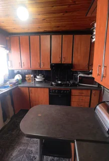 Spacious two bedroom house for sale in phoenix westham