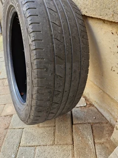 Bargain ! Used, good condition 225x55x17 tire, cheap !!