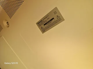 SOMETHING SPECIAL ! Hisense 65&#34; 680 UAD 3D TV with 130 Blueray 3D Original discs !