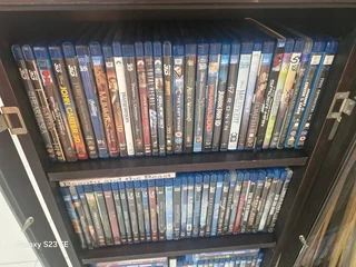 SOMETHING SPECIAL ! Hisense 65&#34; 680 UAD 3D TV with 130 Blueray 3D Original discs !