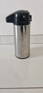 Bargain ! Stainless Steel 2 liter Thermos with pump !