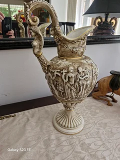 Reduced ! Collectors Bargain ! Beautiful Vintage Cappodimonte Italian Water Jug !