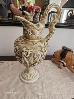 REDUCED ! Collectors Bargain ! Beautiful Vintage Cappodimonte Italian Water Jug !