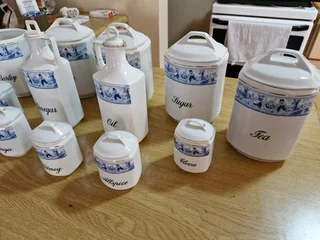 Vintage Porcelain Bargain ! Stunning Mid 20th century Epiag Arch set !