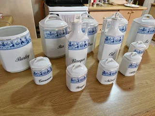 Vintage Porcelain Bargain ! Stunning Mid 20th century Epiag Arch set !