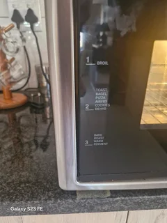 Bargain ! Large,  Hisense digital 28L Multi Oven with Air Fry function ! Rotisserie etc !