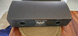 Bargain ! Quality Pro-Linear 200W Center speaker in nice condition !