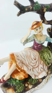 Beautiful ! Collectors Bargain ! Circa 1950s Capodimonte Large Porcelain lamp !