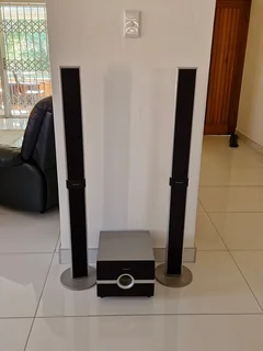 REDUCED ! Bargain ! Quality Wharfedale 3 x speakers for sale !! Including Sub !!