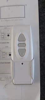 REDUCED ! Bargain ! Brand New ! Ironclad 100 &#34; Electric Projector screen with remote !