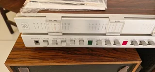 OUTSTANDING ! 1970s BeoMaster 3000 Amplifier/Tuner with speakers !