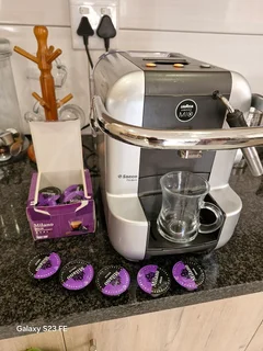 Bargain ! Excellent Saeco Lavazza A Modo Mio Premium Capsule Coffee Machine !