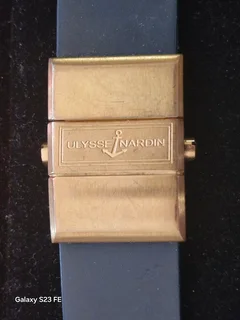 BLACK FRIDAY SALE ! Bargain ! Stunning Man&#39;s chronograph watch with new band !!