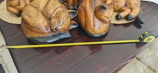 For Cat Lovers ! Superb 5 x Hand Carved Wallnut Wood Cats Figures !