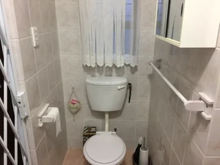 Fully Self Catering One Bedroom Holiday Apartment