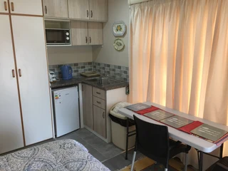 Fully Self Catering One Bedroom Holiday Apartment