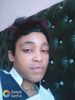 My self  im looking for a job