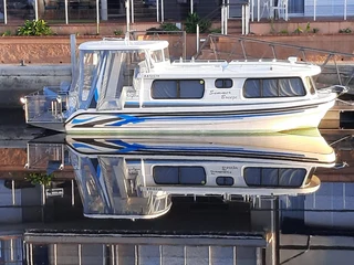 Leisure Liner House Boat