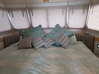 Leisure Liner House Boat