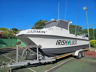 Butt Cat 830 Game Fisher