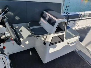 Butt Cat 830 Game Fisher