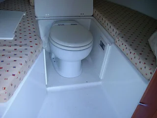 Chris Craft Corsair 28