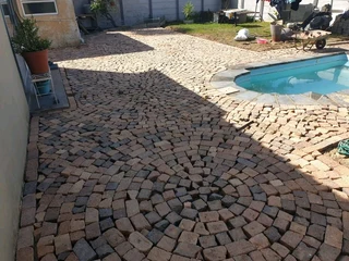 Wheat stone paving