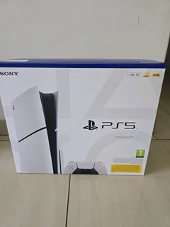 Band new Sealed slim PS5 Disk edition