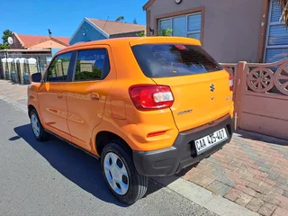 2022 Suzuki Spresso Gl AMT