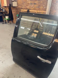 door l/r for toyota hilux d/c d4d