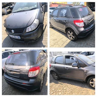 Stripping Suzuki Sx4 car Spare Parts