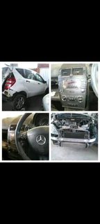 Stripping Mercedes A class W169 Car Spare Parts