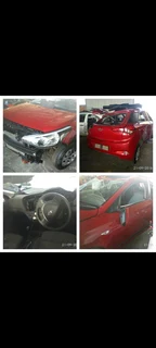 Stripping Hyundai i20 car Spare Parts