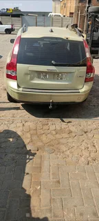 Stripping Volvo V50 car spare parts